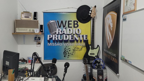 Web Radio Prudente  pelo https://www.facebook.com/zelair.silveira.58